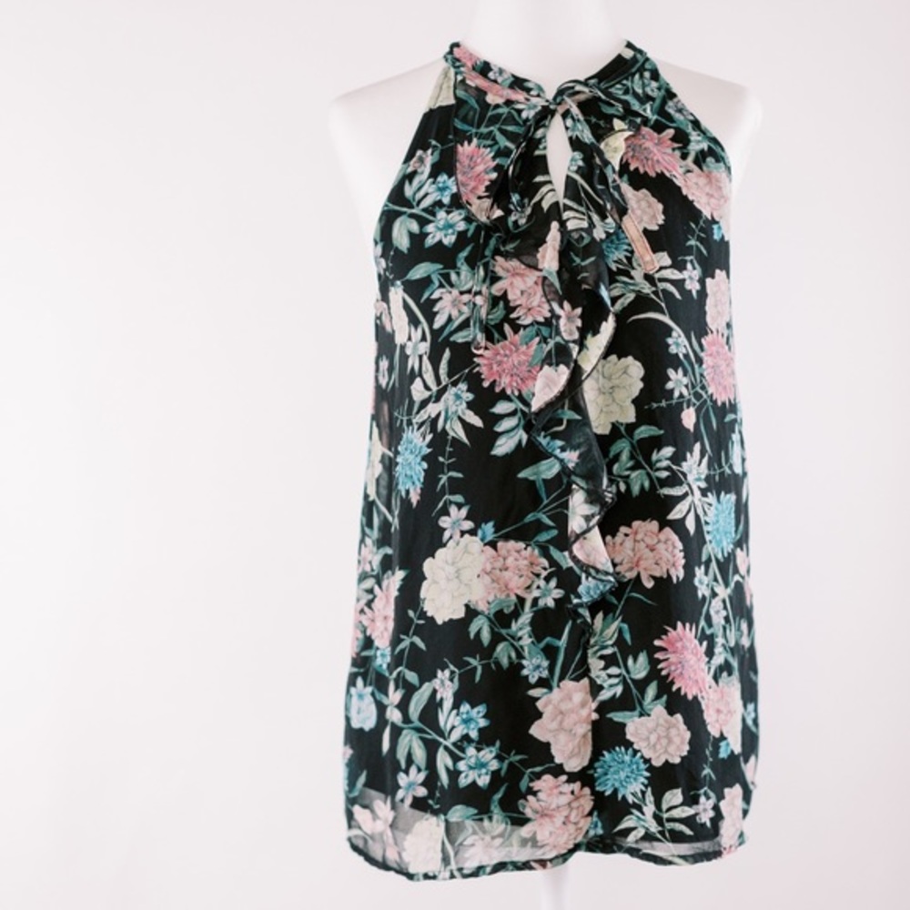Floral blouse, sleeveless